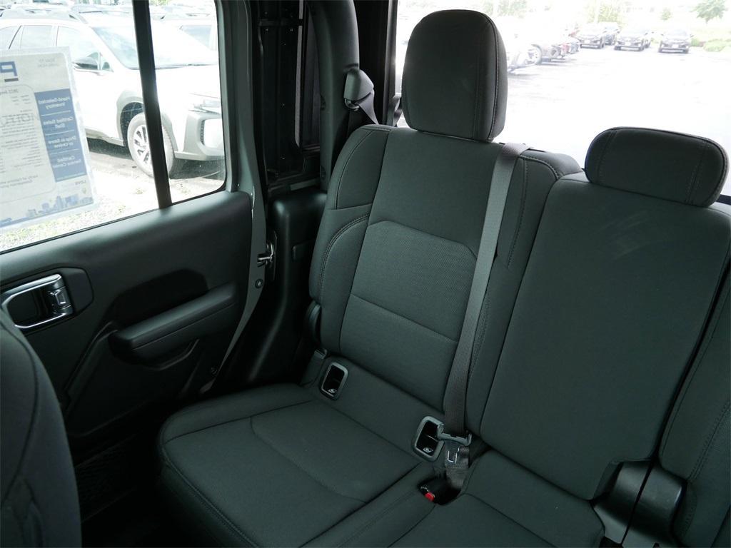used 2022 Jeep Gladiator car, priced at $33,000