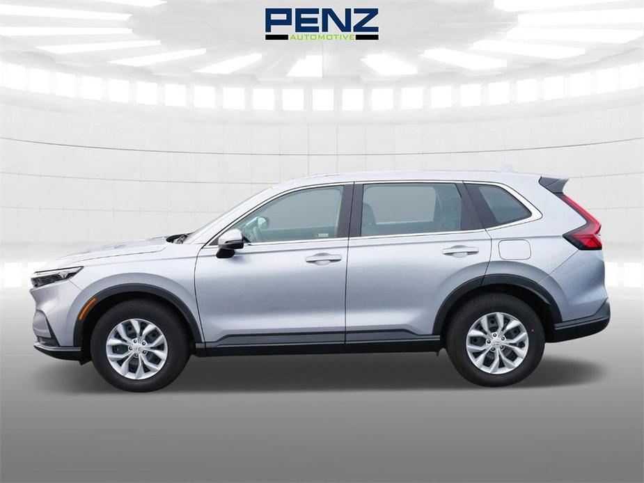 used 2023 Honda CR-V car, priced at $25,000