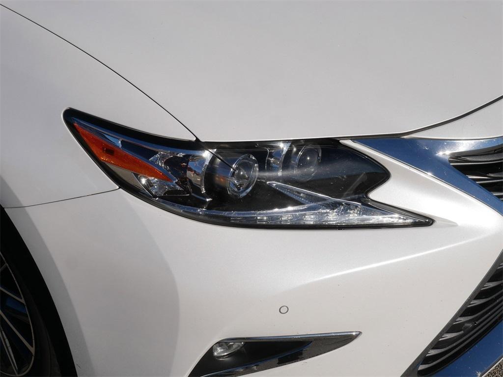 used 2017 Lexus ES 350 car, priced at $20,500