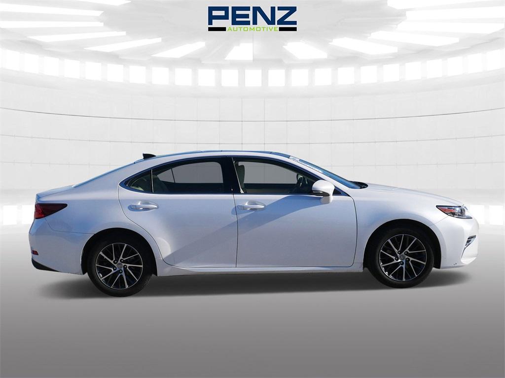 used 2017 Lexus ES 350 car, priced at $20,500