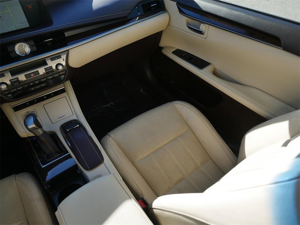 used 2017 Lexus ES 350 car, priced at $20,500