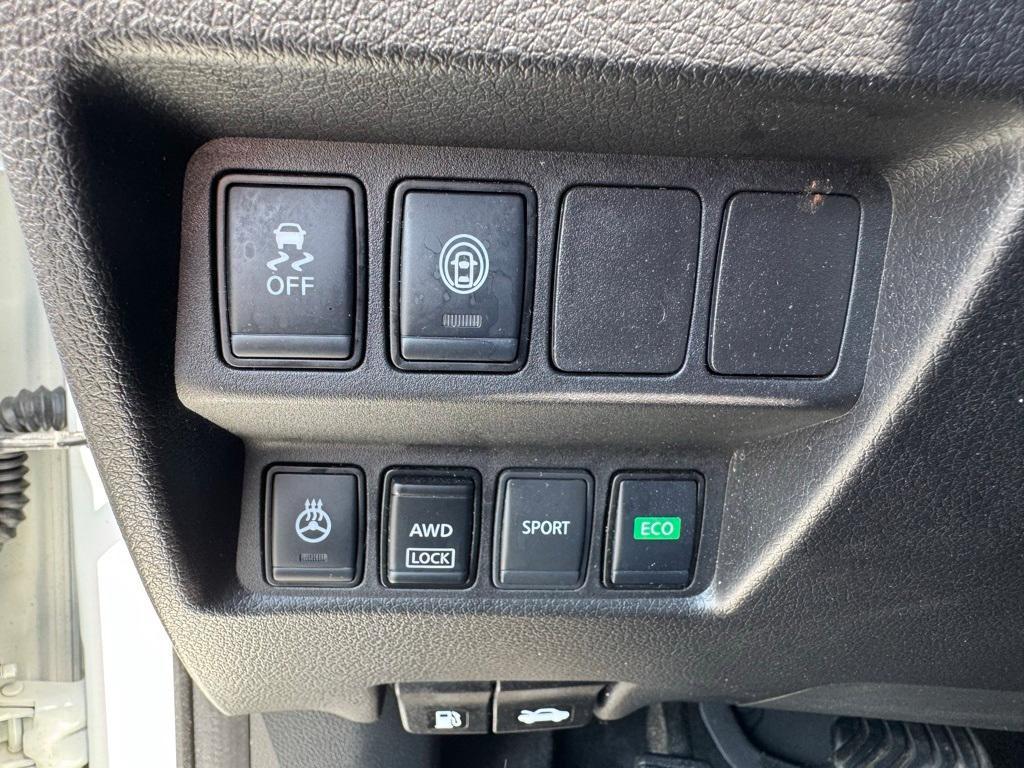 used 2021 Nissan Rogue Sport car, priced at $20,000