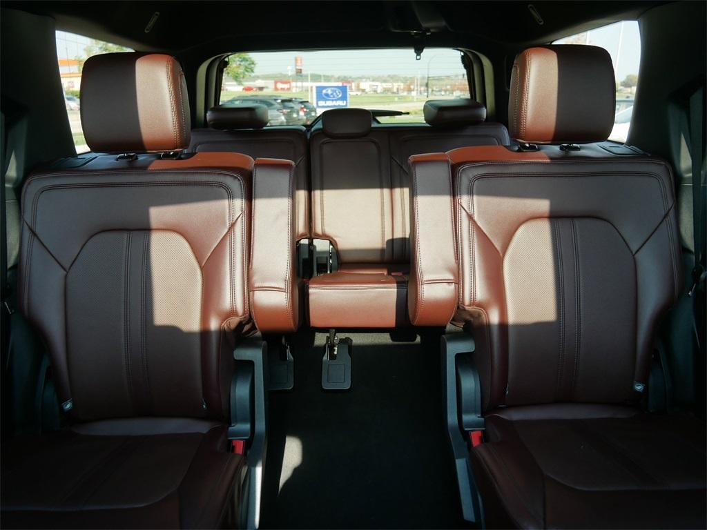 used 2024 Ford Expedition car, priced at $48,900