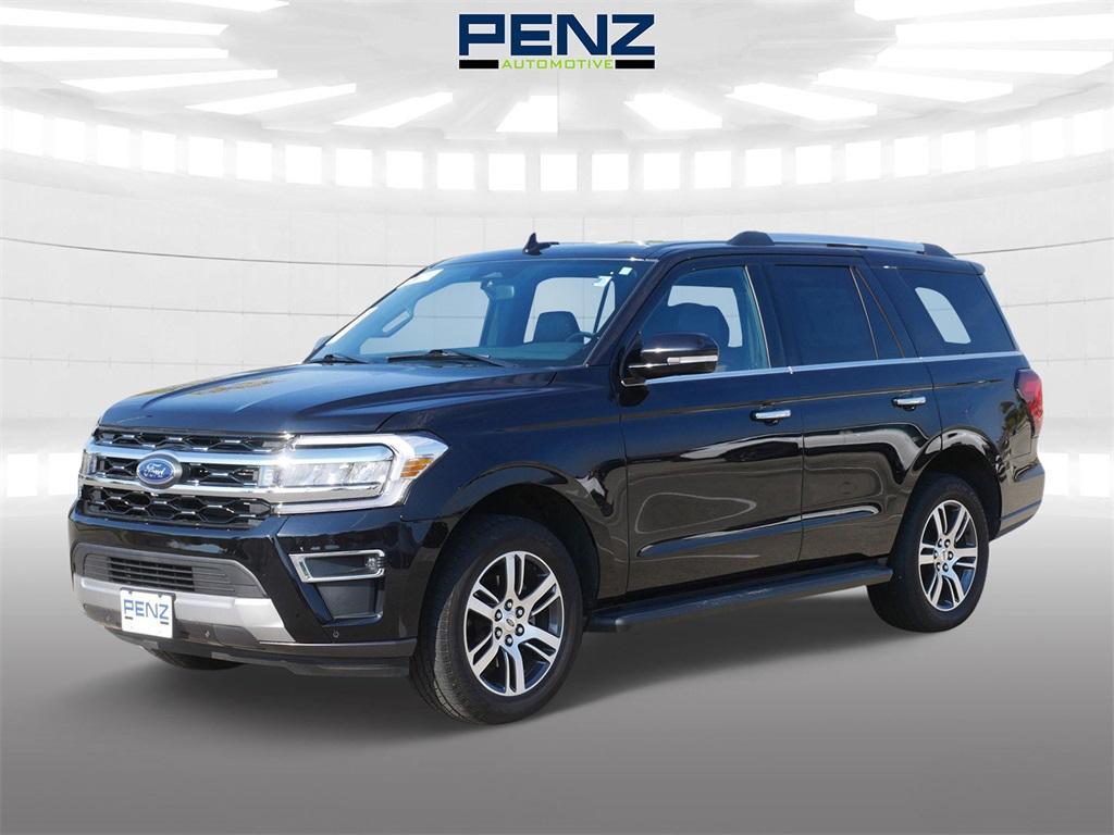 used 2024 Ford Expedition car, priced at $48,900