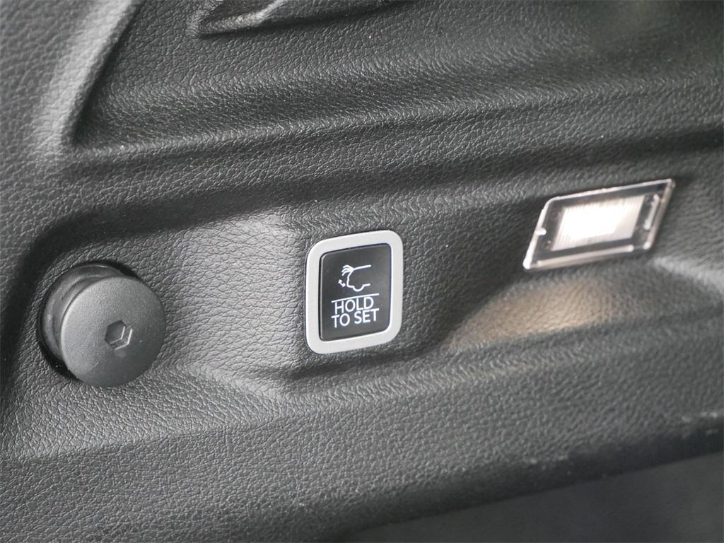 used 2024 Jeep Grand Cherokee L car, priced at $35,000