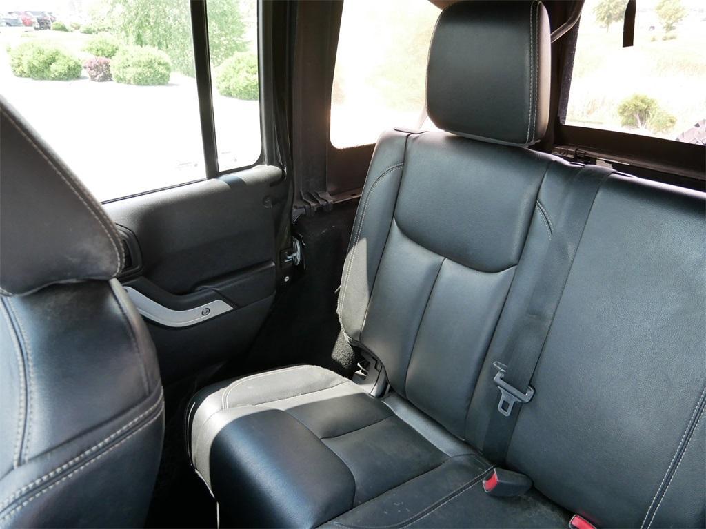 used 2015 Jeep Wrangler Unlimited car, priced at $22,000