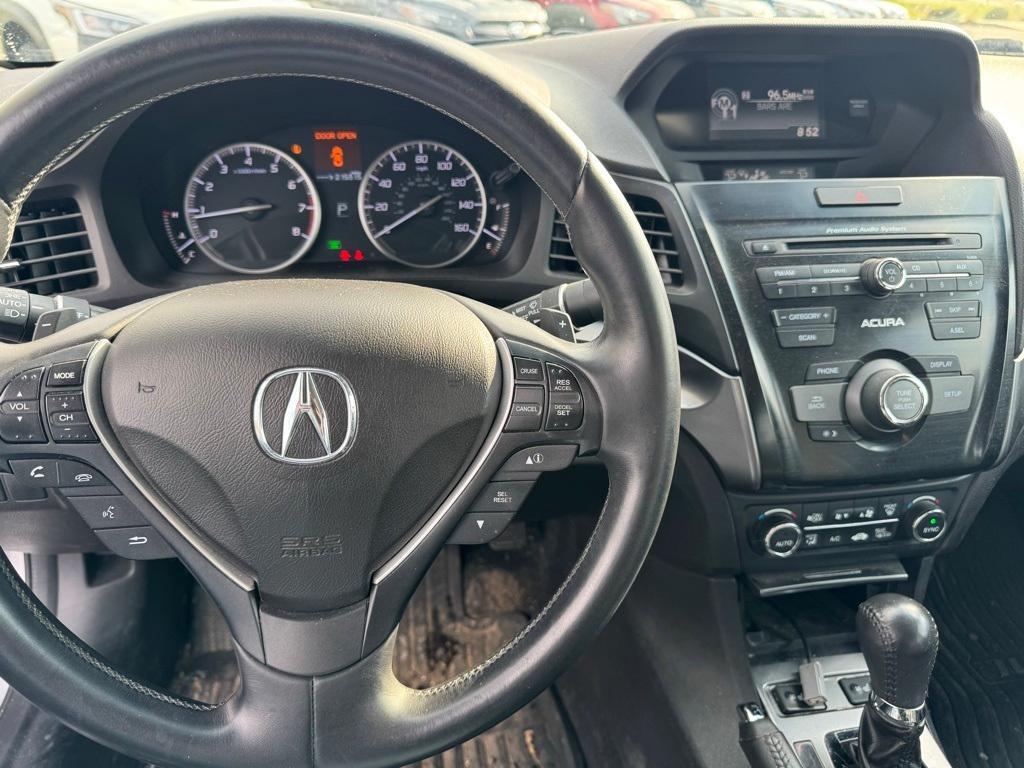 used 2014 Acura ILX car, priced at $7,000