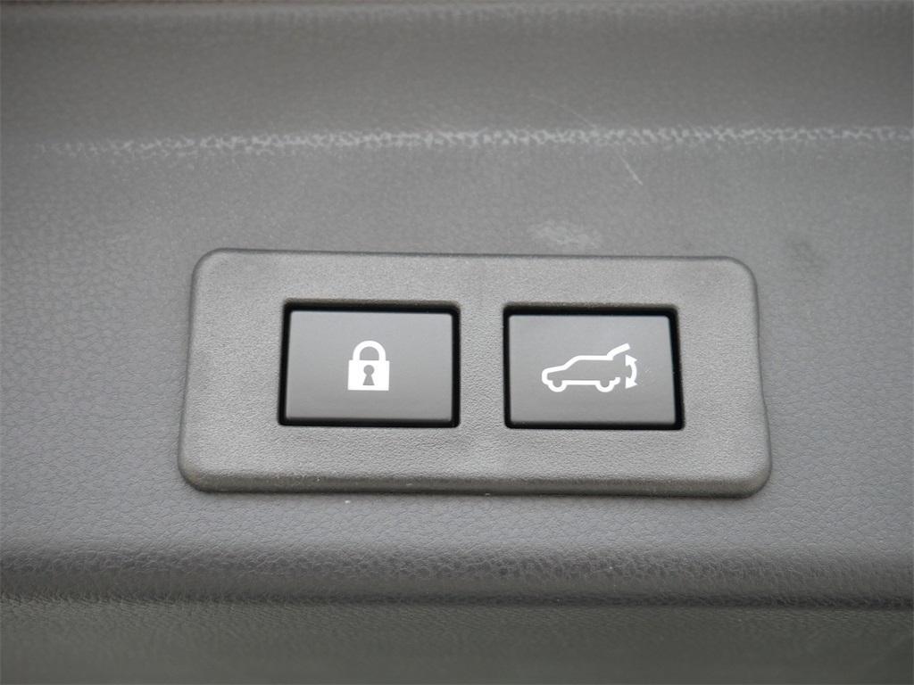 used 2025 Subaru Ascent car, priced at $44,900