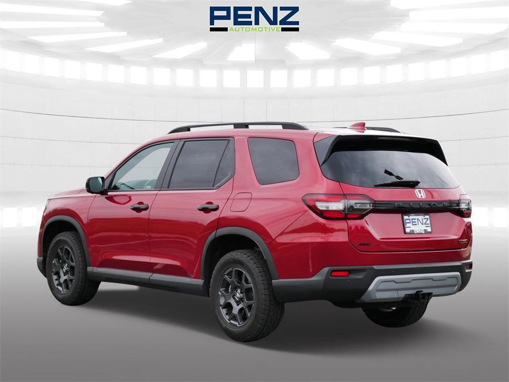 used 2023 Honda Pilot car, priced at $40,500