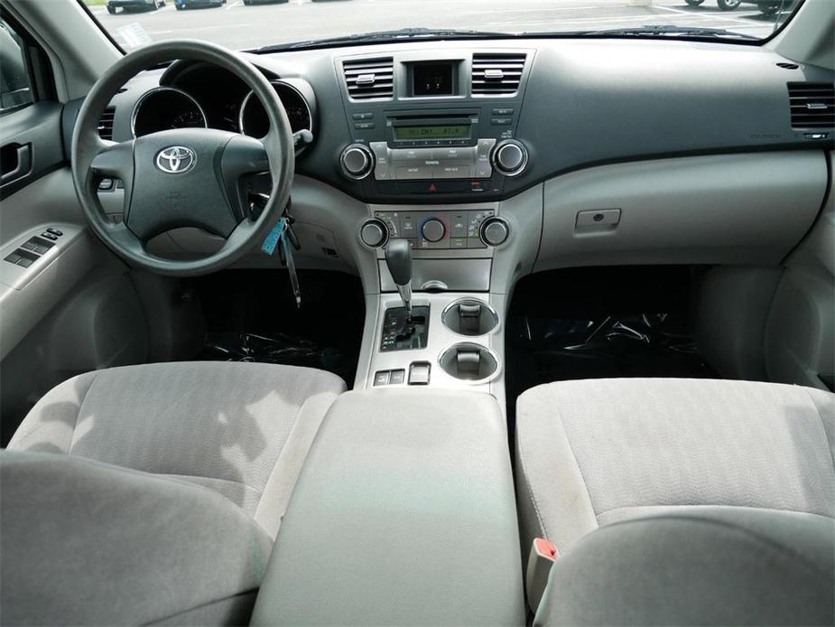 used 2011 Toyota Highlander car, priced at $10,000