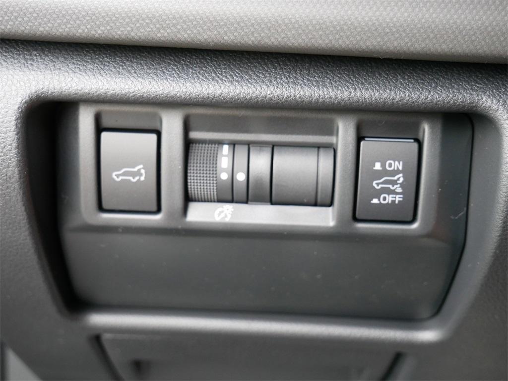 new 2025 Subaru Forester car, priced at $40,321