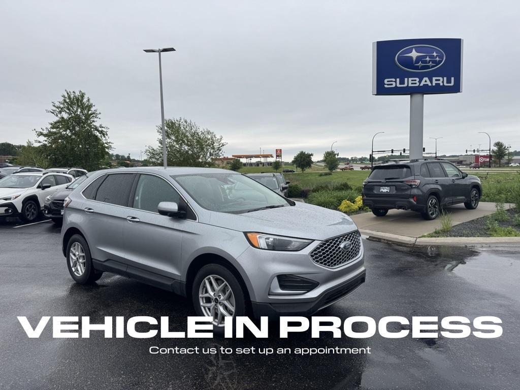 used 2024 Ford Edge car, priced at $25,900