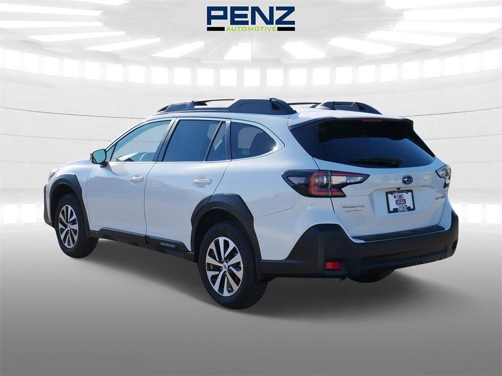 used 2025 Subaru Outback car, priced at $29,000