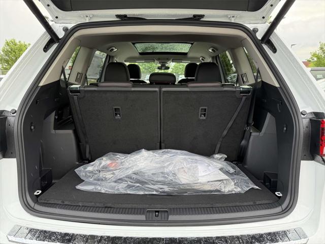 new 2025 Volkswagen Atlas car, priced at $44,989