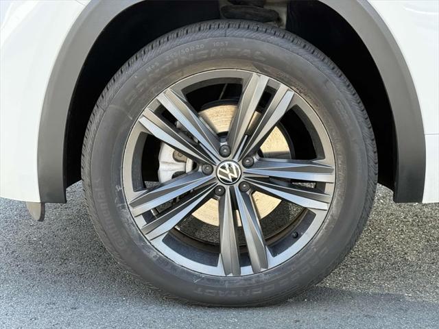 used 2021 Volkswagen Atlas Cross Sport car, priced at $31,997