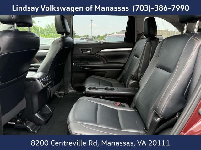 used 2019 Toyota Highlander car, priced at $29,557