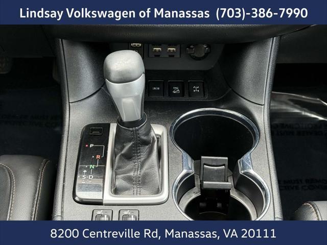 used 2019 Toyota Highlander car, priced at $29,557