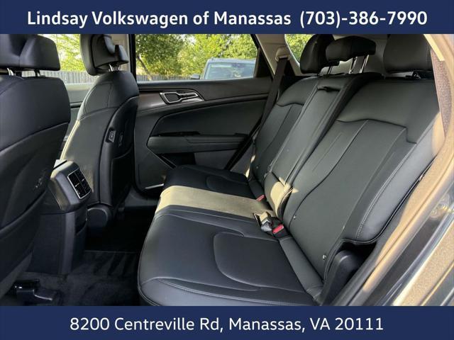 used 2024 Kia Sportage Hybrid car, priced at $31,997