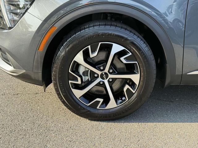 used 2024 Kia Sportage Hybrid car, priced at $32,557