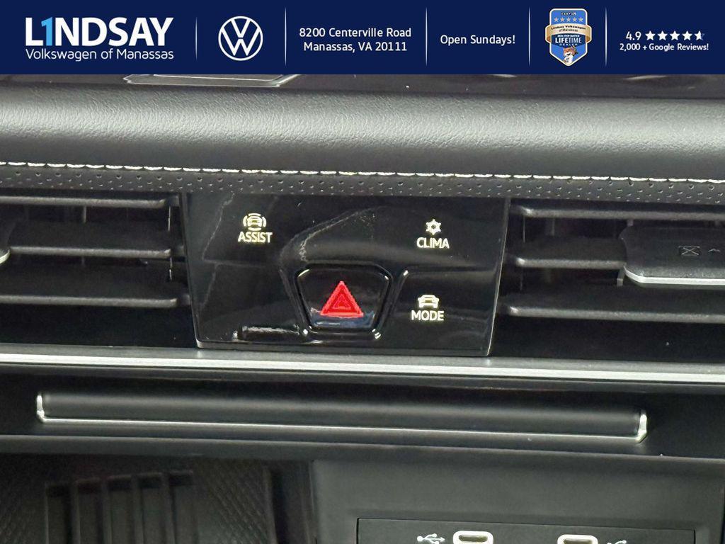 new 2026 Volkswagen Atlas Cross Sport car, priced at $40,276