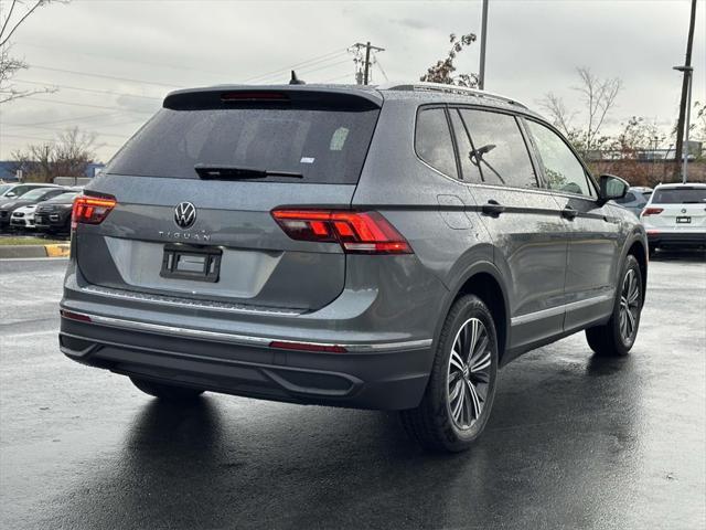 new 2024 Volkswagen Tiguan car, priced at $29,213