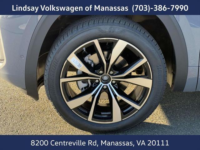 new 2025 Volkswagen Atlas car, priced at $50,365