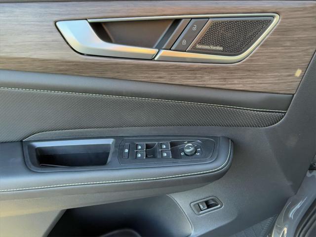 new 2025 Volkswagen Atlas car, priced at $51,365