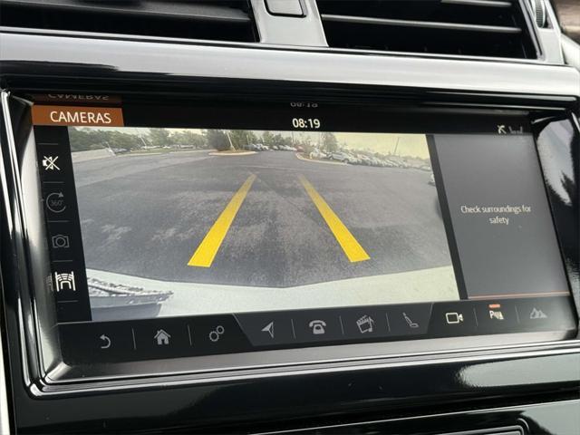 new 2018 Land Rover Discovery car