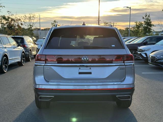 new 2024 Volkswagen Atlas car, priced at $37,140