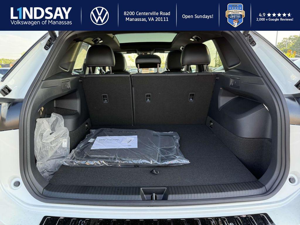 new 2025 Volkswagen Tiguan car, priced at $36,790