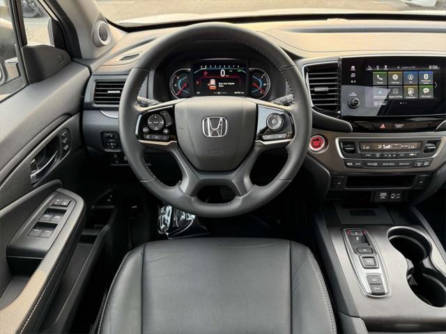 used 2022 Honda Pilot car, priced at $35,557