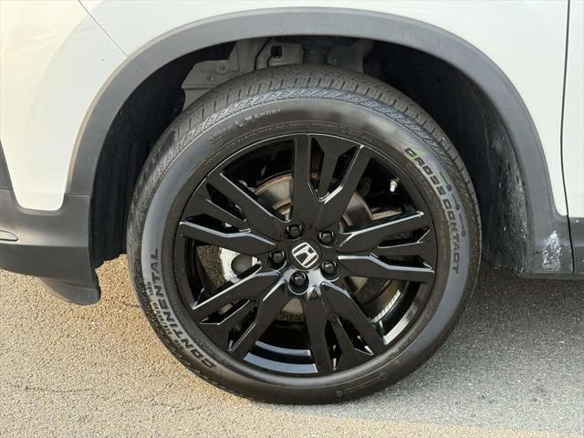 used 2022 Honda Pilot car, priced at $35,557