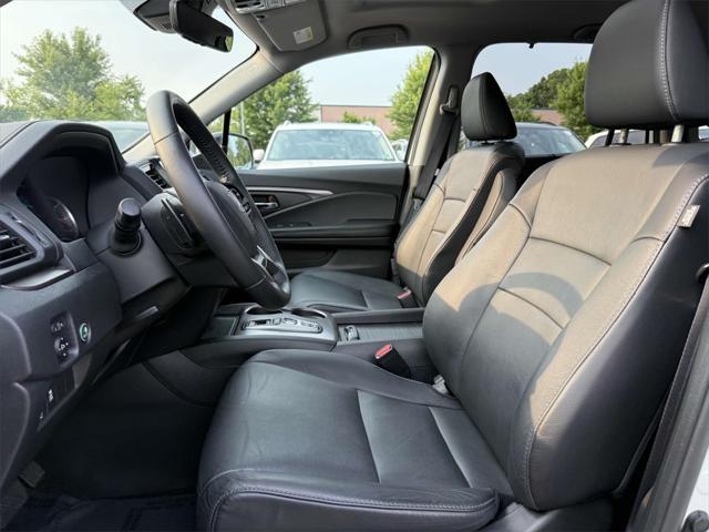 used 2022 Honda Pilot car, priced at $35,557