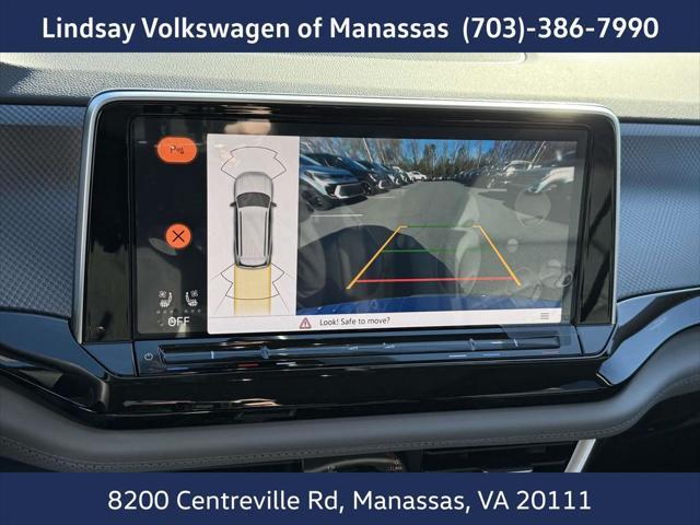 new 2025 Volkswagen Atlas car, priced at $43,034