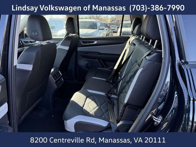 new 2025 Volkswagen Atlas car, priced at $43,034