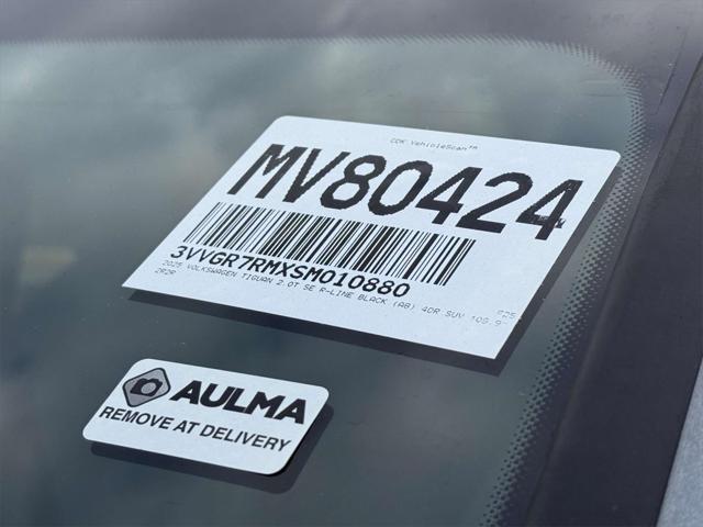 new 2025 Volkswagen Tiguan car, priced at $37,578