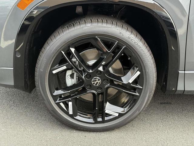 new 2025 Volkswagen Tiguan car, priced at $37,578