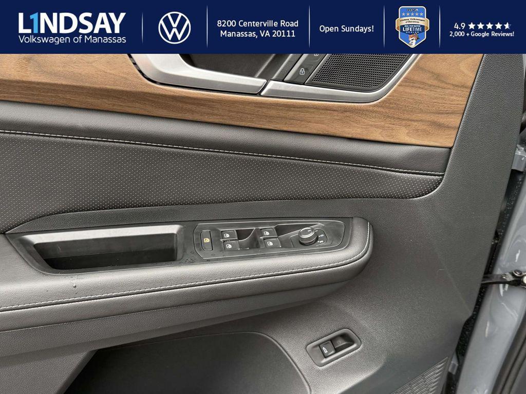 new 2026 Volkswagen Atlas car, priced at $46,017