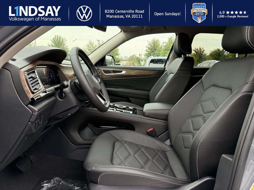 new 2026 Volkswagen Atlas car, priced at $46,017