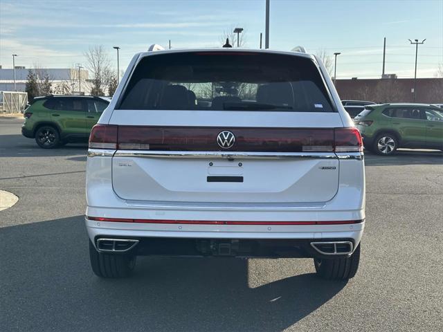 new 2025 Volkswagen Atlas car, priced at $51,585