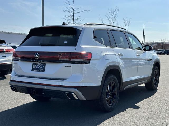 new 2024 Volkswagen Atlas car, priced at $48,235