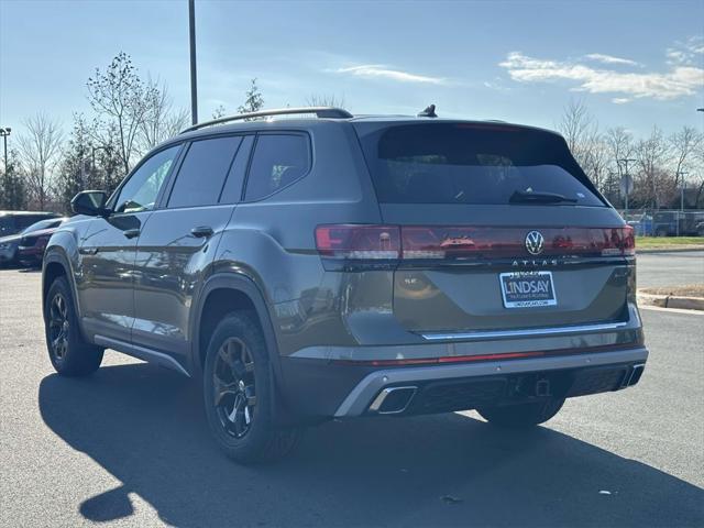 new 2025 Volkswagen Atlas car, priced at $45,882