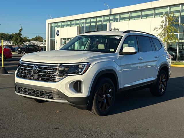 new 2024 Volkswagen Atlas car, priced at $42,220