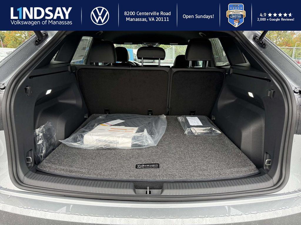 new 2026 Volkswagen Atlas Cross Sport car, priced at $40,093