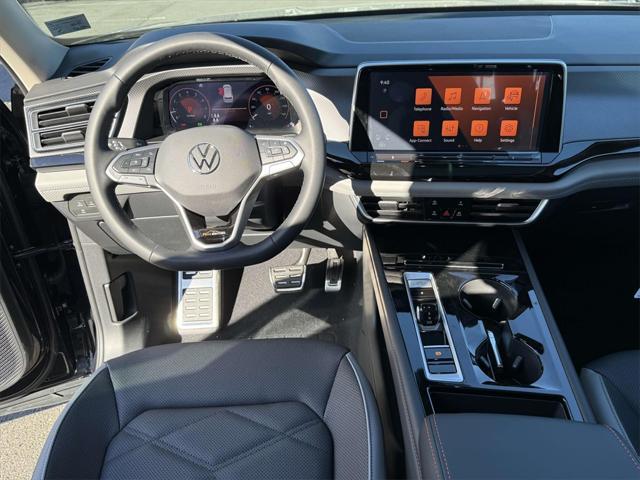 new 2025 Volkswagen Atlas car, priced at $44,784
