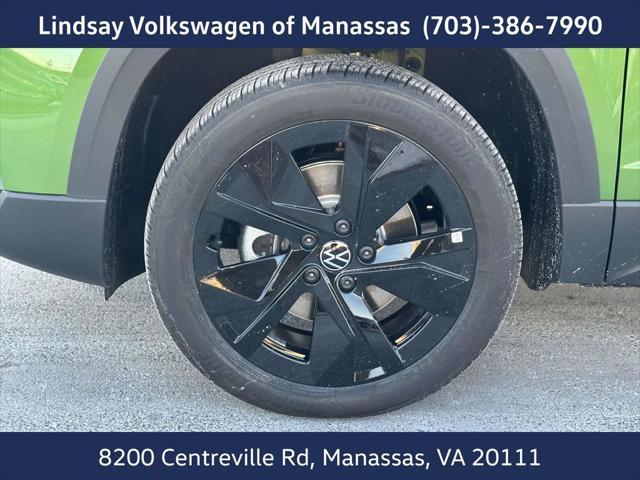 new 2025 Volkswagen Taos car, priced at $31,423