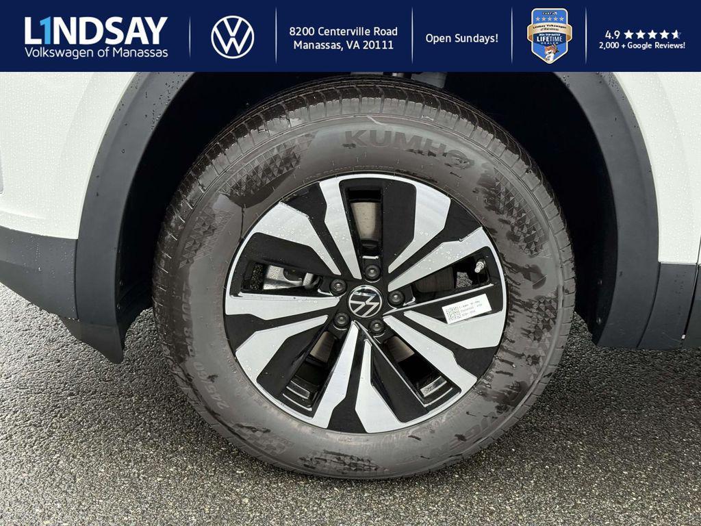 new 2026 Volkswagen Atlas car, priced at $41,146
