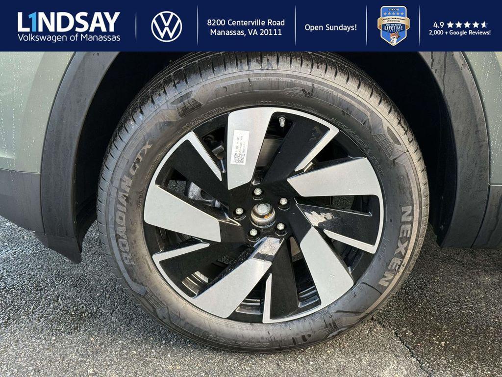 new 2026 Volkswagen Atlas Cross Sport car, priced at $45,772