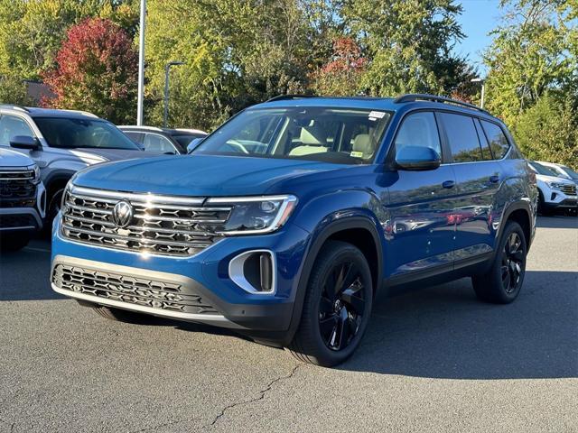 new 2025 Volkswagen Atlas car, priced at $44,590