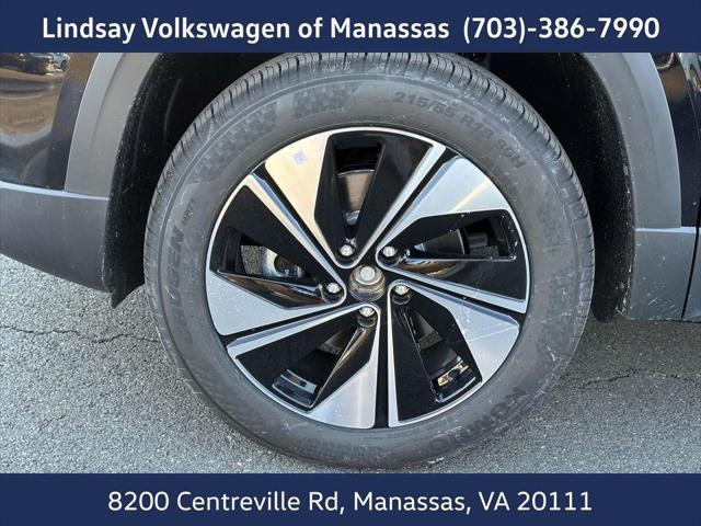new 2025 Volkswagen Taos car, priced at $31,674